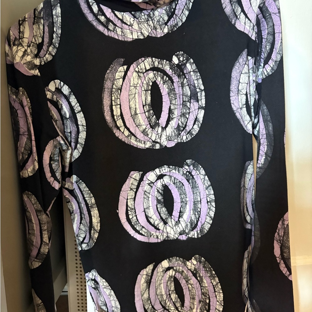 Long-Sleeve Black Top with Lavender Ring Print